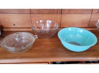 3 Glass Bowls