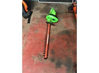 Electric Hedge Trimmer And Hedge Clipper
