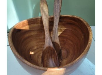 Wooden Salad Bowl Set - 10' Wide X 7' High