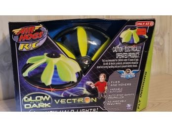 Brand New RC Air Hogs Glow In The Dark Vectron