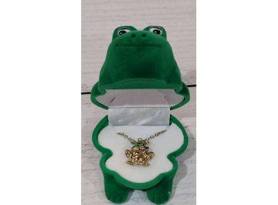 Childs Frog Necklace In Cute Frog Box