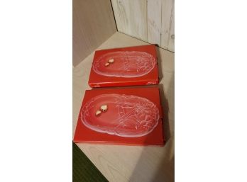 2 - Holiday Bells Oblong Plates
