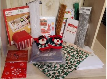 Christmas Boxes, Mailers, Bags & More