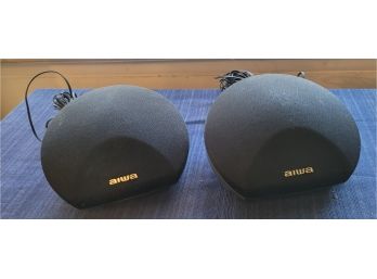Pair Of Aiwa Speakers Model SX-R275