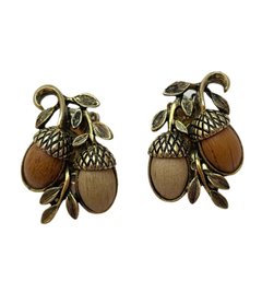 Beautiful Acorn Earrings In Excellent Condition