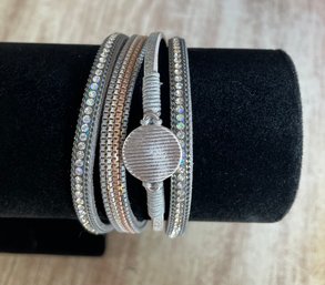 Darling Layered Bracelet With Magnet Clasp