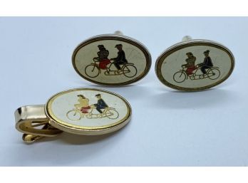 Lovely Vintage Cuff Links Set Of Couple On Bicycle