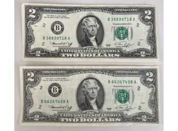 Pair Of 2 Dollar Bills Series 1976 United States Paper Money
