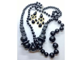 Black Color Statement Necklaces And Pair Of Earrings