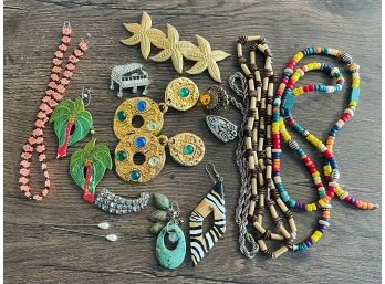Miscellaneous Jewelry Collection: Beaded Necklaces And Mostly Broken Earrings. Perfect For Repurposing!