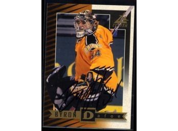 1998 Pinnacle Zenith Byron Dafoe On Card Autograph #40 Boston Bruins