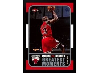 2006-07 Fleer Michael Jordan's Greatest Moments #MJ-9 Chicago Bulls HOF