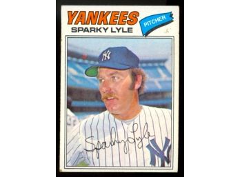 1977 Topps Baseball Sparky Lyle #598 New York Yankees