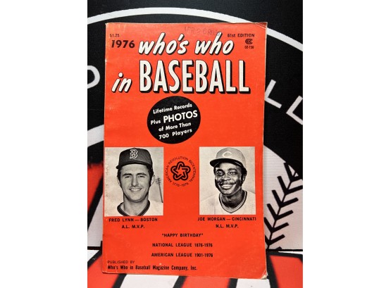 1976 Who's Who In Baseball ~ 61st Edition Fred Lynn & Joe Morgan Cover