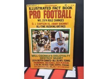 1974 Edition Illustrated Fact Book Pro Football
