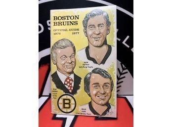 Boston Bruins Official Guide 1976-1977