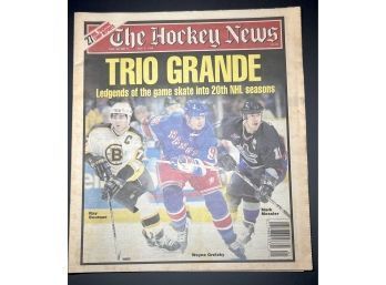 The Hockey News ~ 10/9/1998 'trio Grande - Legends Of The Game Skate Into 20th NHL Seasons
