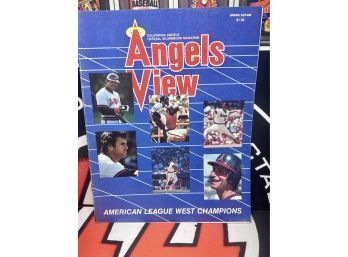 ANGELS VIEW 1983 SCORECARD MAGAZINE-COVER Reggie Jackson Fred Lynn