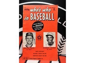 1976 Who's Who In Baseball ~ 61st Edition Fred Lynn & Joe Morgan Cover