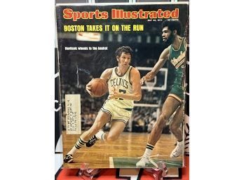 Sports Illustrated May 20,1974 'boston Takes It On The Run ~ Havlicek Wheels To The Basket' Kareem