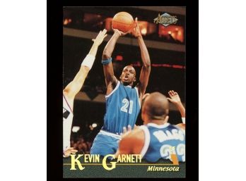 1996 Classic Assets Basketball Kevin Garnett #13 Minnesota Timberwolves HOF