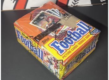 1988 Topps Football 36ct Wax Pack Box BBCE Authenticated
