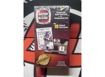 2011 Gems Of The Game ~ Guaranteed Mystery Box! 1 Slab & 10 Football Packs
