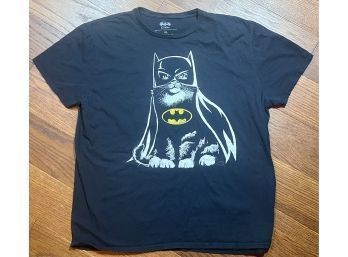 Black Batman Cat T-shirt Size XL