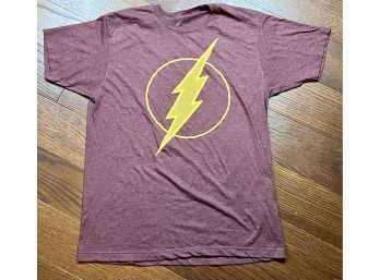 DC Comics 'Flash' Lightning Bolt T-Shirt Size Large