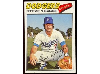 1977 Topps Baseball Steve Yeager #105 Los Angeles Dodgers Vintage