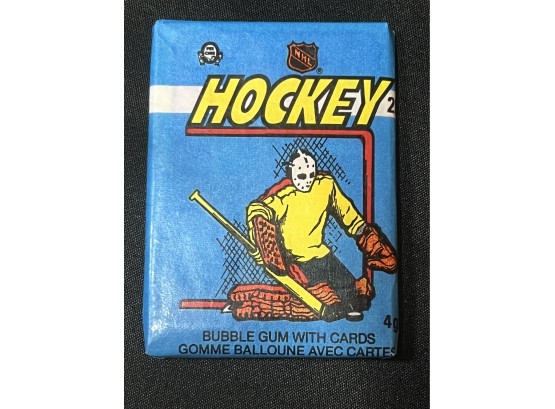 1982-83 OPC O-Pee-Chee Hockey Wax Pack Factory Sealed