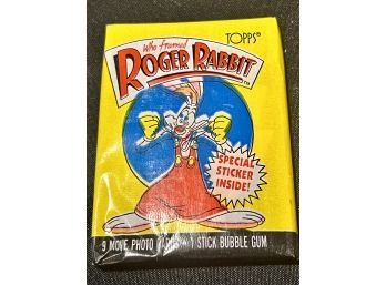 1987 Topps Walt Disney Who Framed Roger Rabbit Unopened Sealed Wax Pack! Vintage 9 Movie Photo Cards!