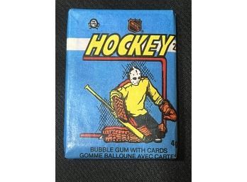 1982-83 OPC O-Pee-Chee Hockey Wax Pack Factory Sealed