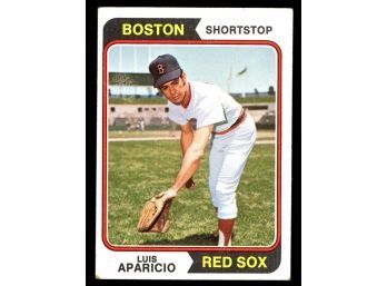 1974 Topps Baseball Luis Aparicio #61 Boston Red Sox Vintage HOF