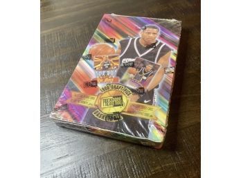 1996-97 Press Pass Draft Pick Basketball Hobby Box - Kobe ROOKIE YR - 16 Packs