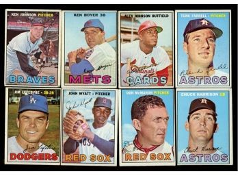 Lot Of 8 ~ 1967 Topps Baseball