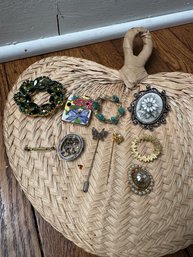 Brooch And Pin Need Repair Costume Jewelry Lot Brooches