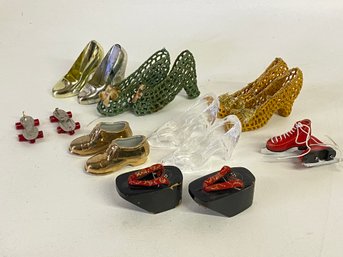 Misc Miniature Vintage Shoes And Skates