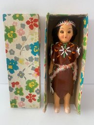 Vintage 1940s Native American Souvenir Doll