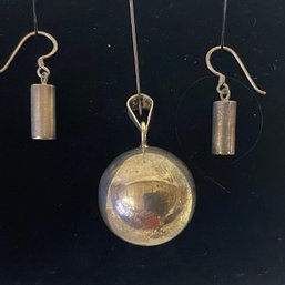 Musical Tone Silver Ball Pendant And Silver Earrings