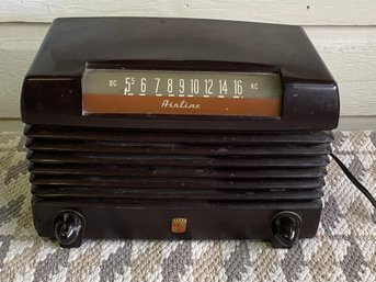 Vintage Airline Tabletop Radio