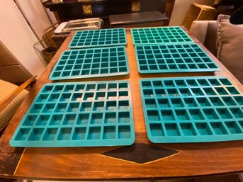 #2 Set Of Candy Molds, Set Of Six About 1 Inch Squares