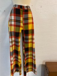 Rock These Fabulous Plaid Pants By Urban Outfitters Size 4
