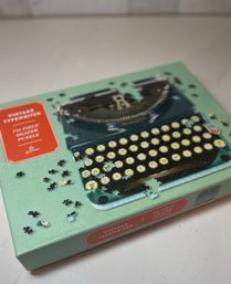 Vintage Typewriter Puzzle 750 Pc