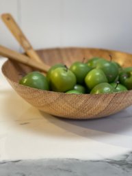 MCM Burlap Fiberglass Salad Bowl With Bamboo Serving Utensils & Green Apples!
