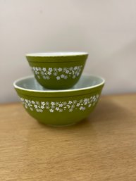 Vintage Pyrex Bowls:  Green Daisies - 401 And 403