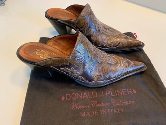 Donald Pliner Western Couture Collection Slip On Mule Shoes Size 8
