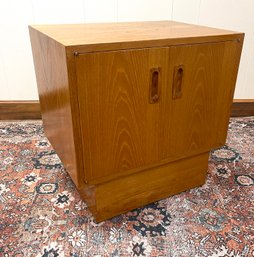 Danish Modern Night Stand/side Table  With Inset Handles, 1 Interior Shelf