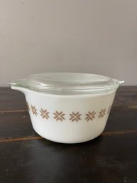 Great Pyrex Dish With Lid- Classic Pattern