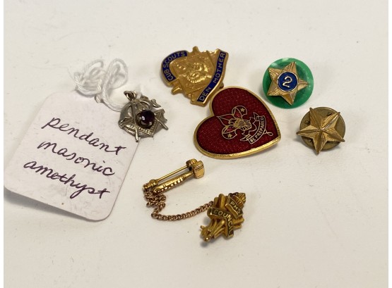 Masonic Pendant And 5 Pins Boy Scout, Cub Scout, High School